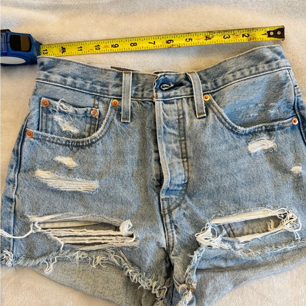 Levi’s Distressed Denim Women's Shorts